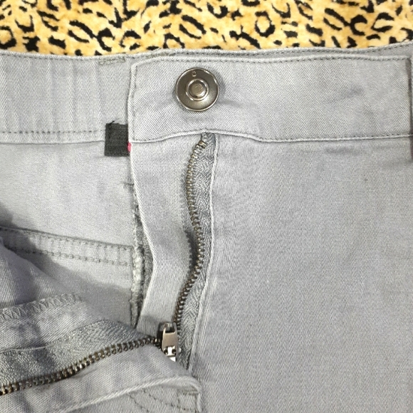 💥3/$25💥Dex Stretch Denim Mini Skirt - S - Picture 4 of 10